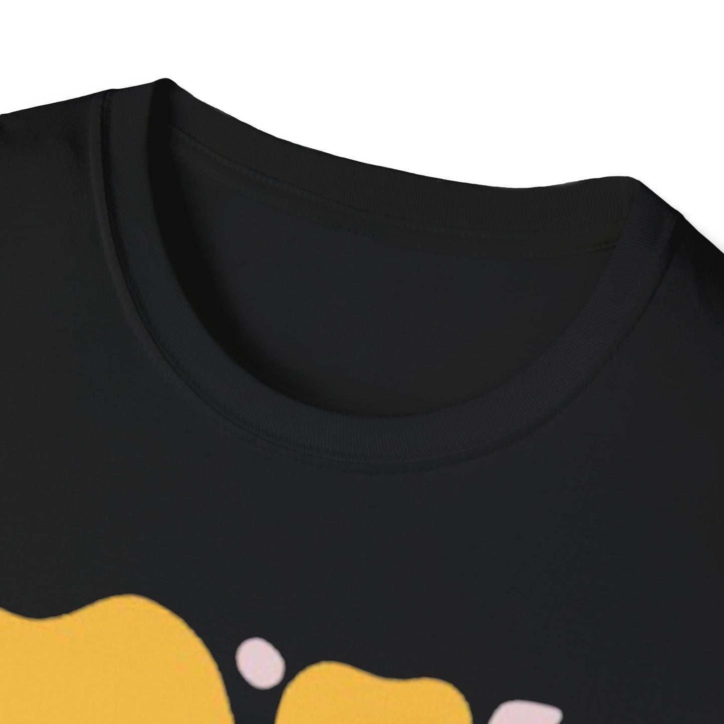 Chic Floral Design T-Shirt, Perfect for Spring, Casual Wear, Gifts for Her, Botanical Tee, Everyday Comfort